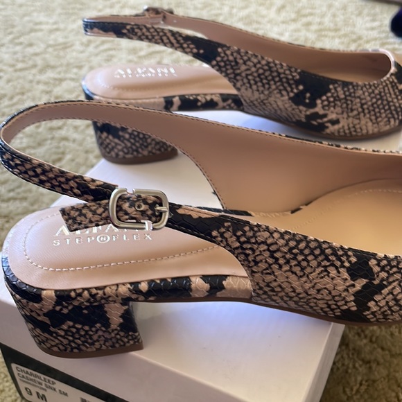 New Alfani Flats Size 9 - Picture 6 of 8